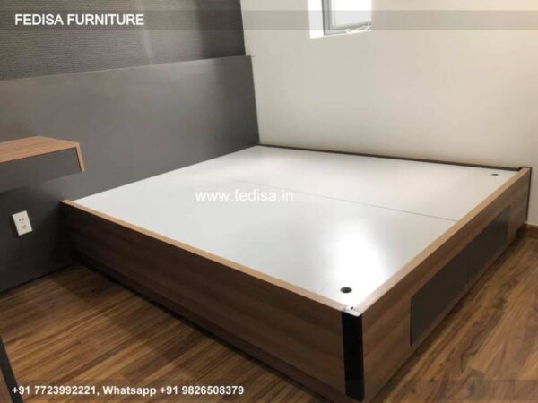 Wooden Bed Wooden Bedside Table Victorian Bedroom No-809
