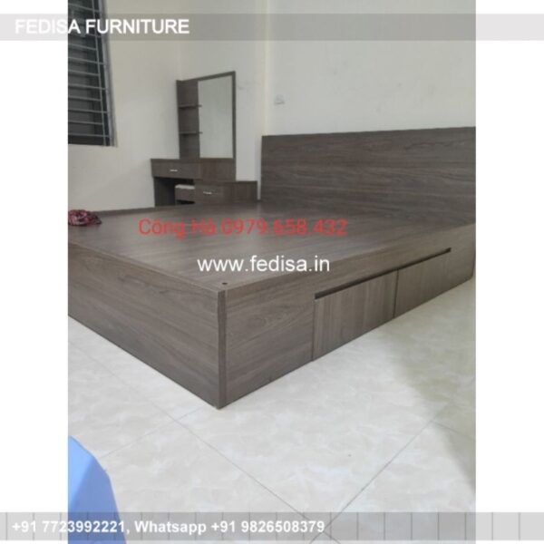 Wooden Bed Wooden Bedside Table Mirror Above Bed No-941